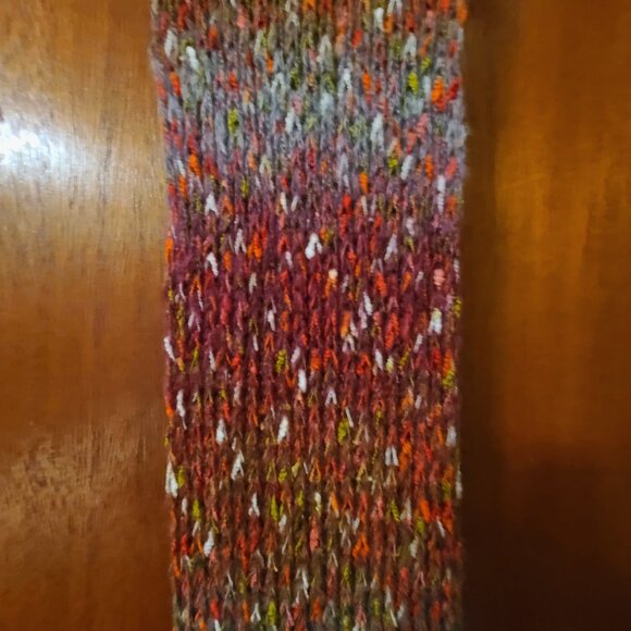 Neiman Marcus Ladies Long Scarf With Fringe - Picture 2 of 4